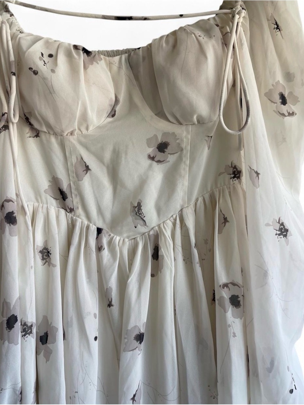 K-Fashion Floral Chiffon Puff Sleeve Smocked Corset Fairy Mini Dress | Cream M - Picture 4 of 16